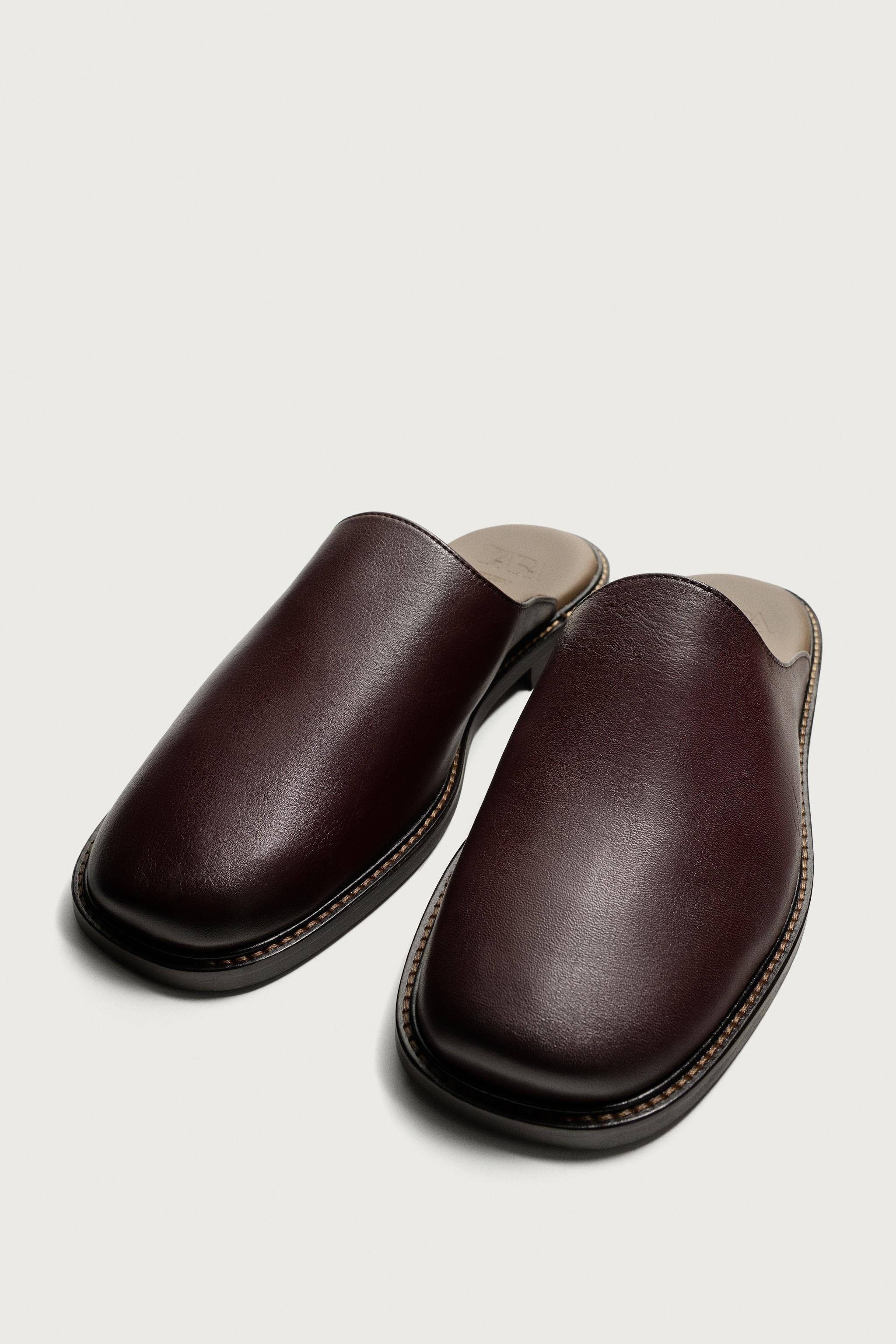 LEATHER CLOGS